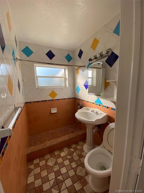 190 SE 5th Ave, Hialeah, FL 33010 photo 6
