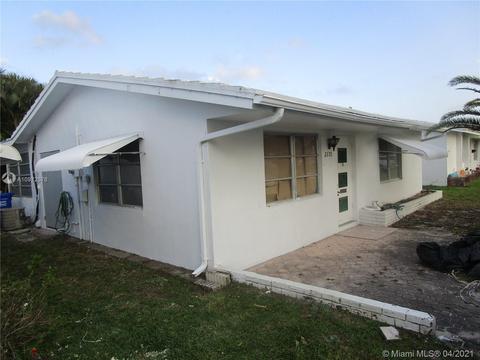 2570 E Golf Blvd, Pompano Beach, FL 33064 photo 2