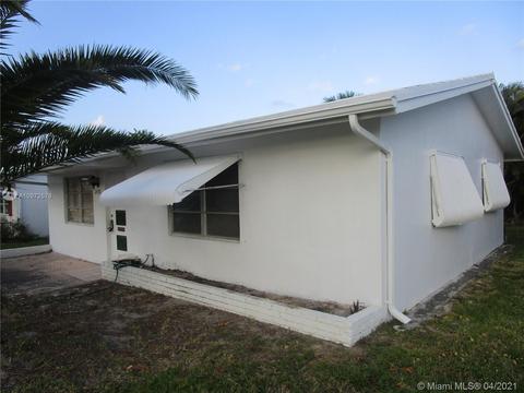 2570 E Golf Blvd, Pompano Beach, FL 33064 photo 1
