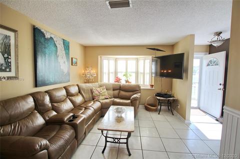 1049 Maple St, Okeechobee, FL 34974 photo 10