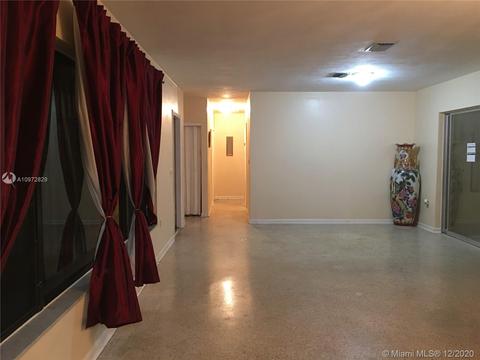590 W 63rd St, Hialeah, FL 33012 photo 5