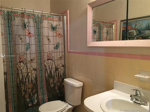 590 W 63rd St, Hialeah, FL 33012 photo 13