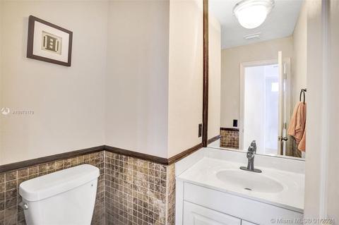 2723 Oakbrook Dr, Weston, FL 33332 photo 26