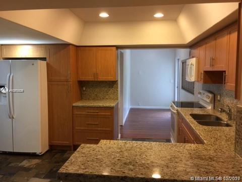561 E 43rd St, Hialeah, FL 33013 photo 10