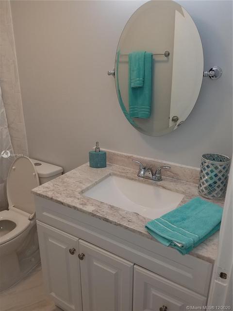 640 E 62nd St, Hialeah, FL 33013 photo 3