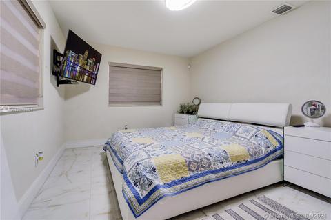 296 E 4th St #101, Hialeah, FL 33010 photo 23