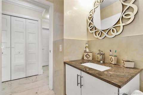296 E 4th St #101, Hialeah, FL 33010 photo 17