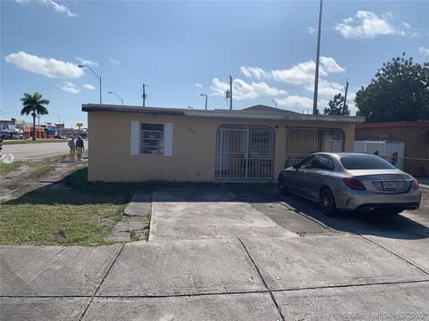 790 E 43rd St, Hialeah, FL 33013 photo 1