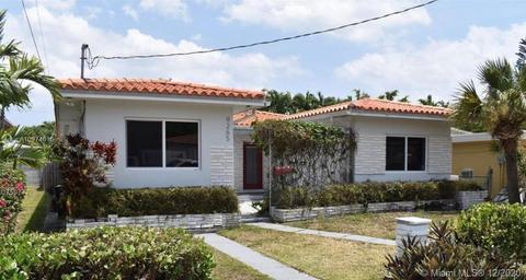 9265 Carlyle Ave, Surfside, FL 33154 photo 1