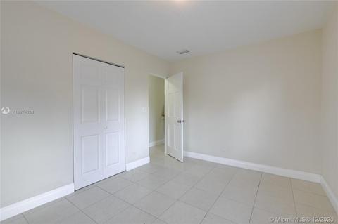 910 Sultan Ave, Opa Locka, FL 33054 photo 26