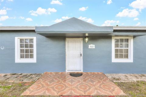 910 Sultan Ave, Opa Locka, FL 33054 photo 3