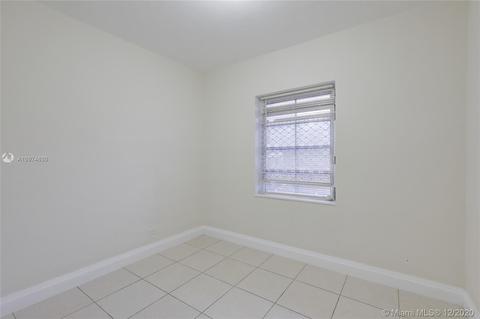 910 Sultan Ave, Opa Locka, FL 33054 photo 14