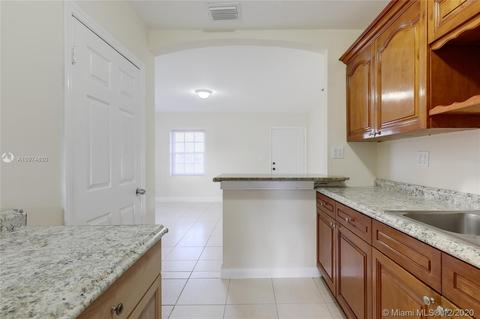 910 Sultan Ave, Opa Locka, FL 33054 photo 12