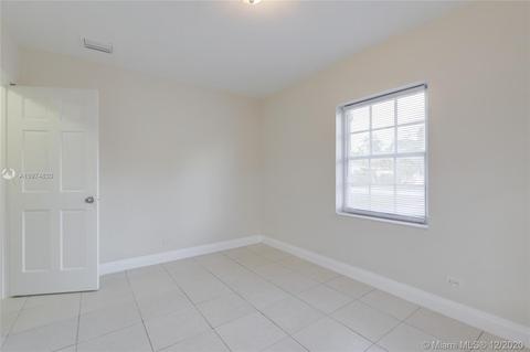 910 Sultan Ave, Opa Locka, FL 33054 photo 27