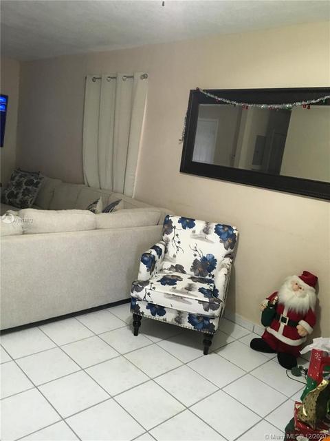 810 E 23rd St, Hialeah, FL 33013 photo 4