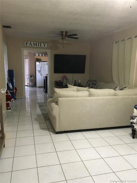 810 E 23rd St, Hialeah, FL 33013 photo 5