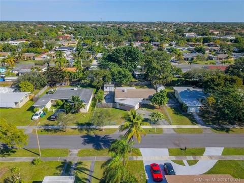 20535 Jacaranda Rd, Cutler Bay, FL 33189 photo 3