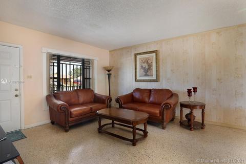 3749 E 10th Ave, Hialeah, FL 33013 photo 8