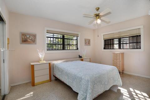 3749 E 10th Ave, Hialeah, FL 33013 photo 21