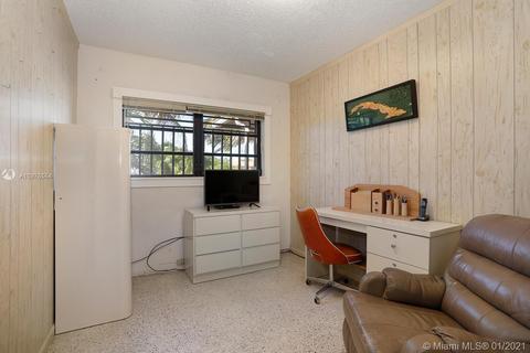 3749 E 10th Ave, Hialeah, FL 33013 photo 18