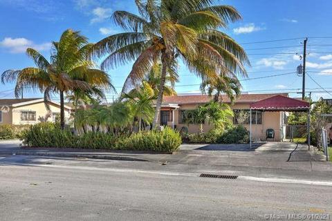 3749 E 10th Ave, Hialeah, FL 33013 photo 4