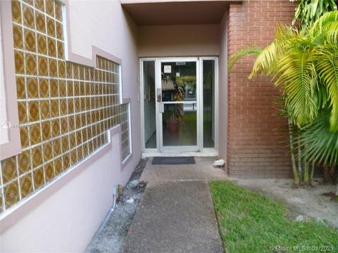 900 SW 84th Ave #317E, Miami, FL 33144 photo 2