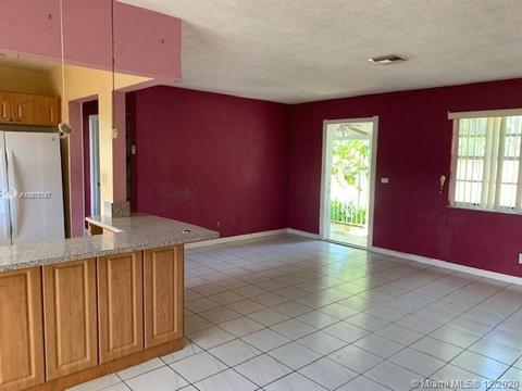 601 E 38th St, Hialeah, FL 33013 photo 3