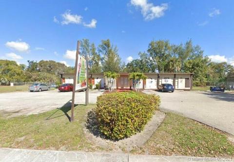 8155 W 12th Ave, Hialeah, FL 33014 photo 1