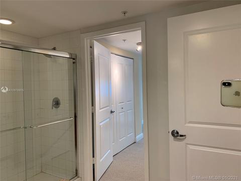 186 SE 12th Ter #1501, Miami, FL 33131 photo 27