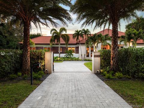 9200 SW 60th Ct, Pinecrest, FL 33156 photo 1
