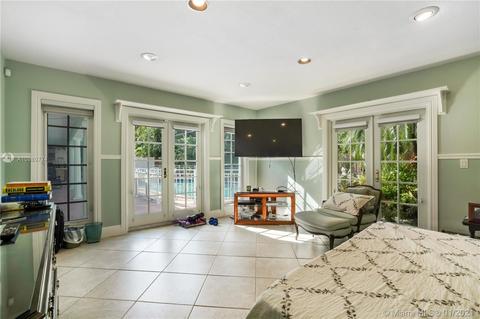 300 Pacific Rd, Key Biscayne, FL 33149 photo 9