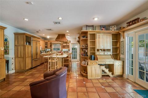 300 Pacific Rd, Key Biscayne, FL 33149 photo 7