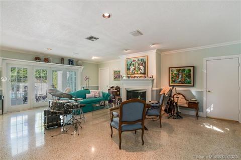 300 Pacific Rd, Key Biscayne, FL 33149 photo 4