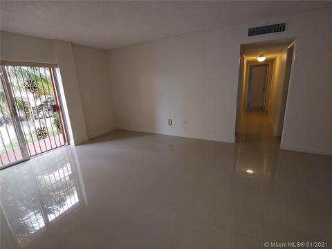 460 E 23rd St #117, Hialeah, FL 33013 photo 17
