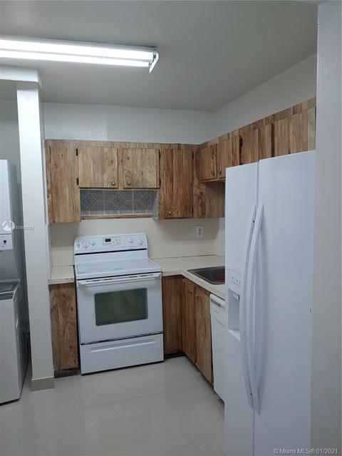 460 E 23rd St #117, Hialeah, FL 33013 photo 9