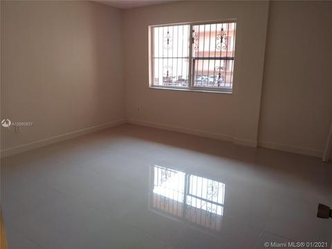 460 E 23rd St #117, Hialeah, FL 33013 photo 23