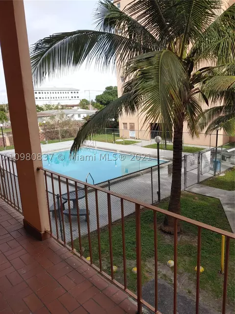 460 E 23rd St #117, Hialeah, FL 33013 photo 1