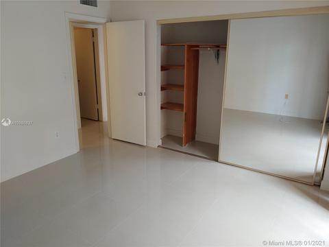 460 E 23rd St #117, Hialeah, FL 33013 photo 14