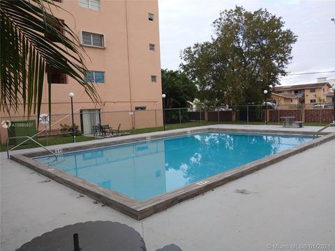 460 E 23rd St #117, Hialeah, FL 33013 photo 2