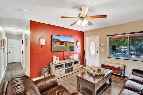121 E 62nd St, Hialeah, FL 33013 photo 13