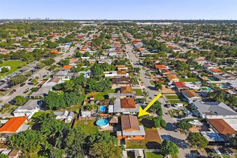 121 E 62nd St, Hialeah, FL 33013 photo 7