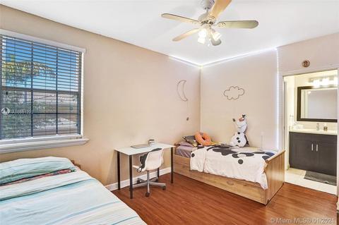 5465 NW 112th Path, Doral, FL 33178 photo 22