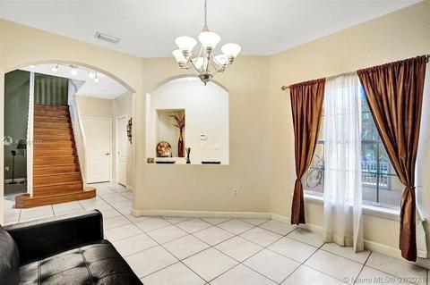 5465 NW 112th Path, Doral, FL 33178 photo 15