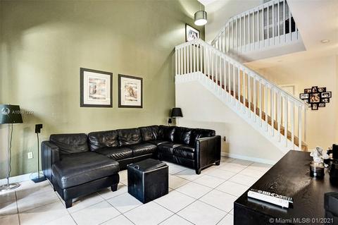 5465 NW 112th Path, Doral, FL 33178 photo 12