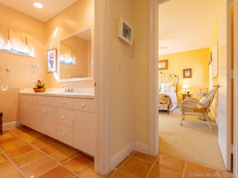 390 Atlantic Rd, Key Biscayne, FL 33149 photo 23