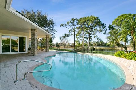18050 SE Old Trail Dr E, Jupiter, FL 33478 photo 7