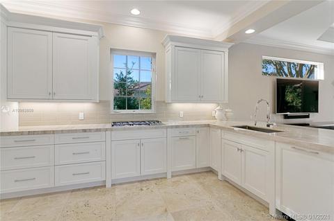 18050 SE Old Trail Dr E, Jupiter, FL 33478 photo 2