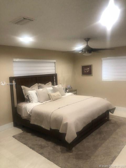 6960 Bamboo St, Miami Lakes, FL 33014 photo 18