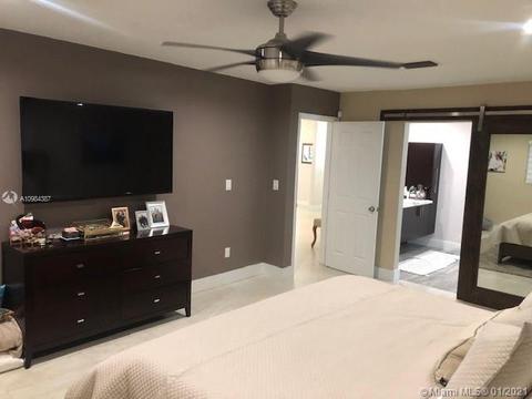 6960 Bamboo St, Miami Lakes, FL 33014 photo 19