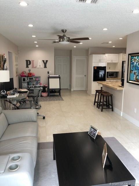 6960 Bamboo St, Miami Lakes, FL 33014 photo 12